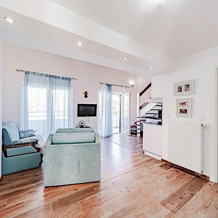 Lägenhet Stunning In With Wifi Broce