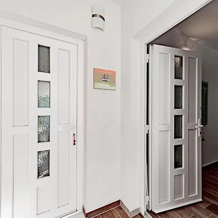 Stunning In With Wifi Lägenhet