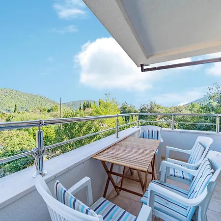 Lägenhet Stunning In With Wifi